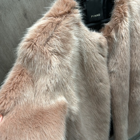 PINKO Pink Faux Fur Coat - Italy Size 34 - Picture 2 of 4